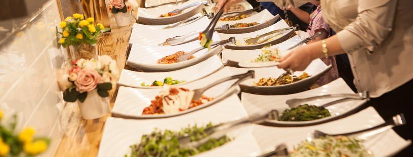 Pourquoi solliciter les services d'un traiteur entreprise ?