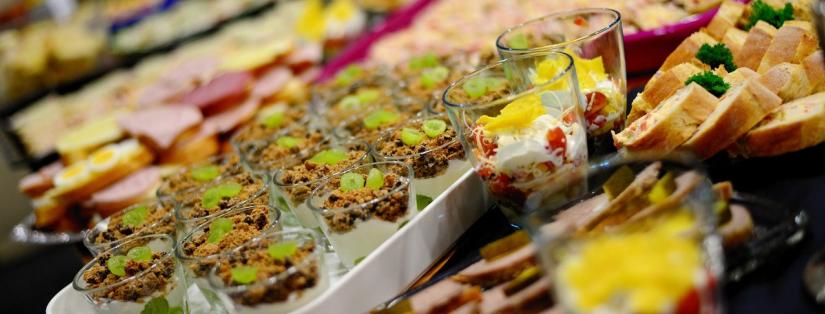 Notre sélection des meilleurs traiteurs pour organiser un cocktail dînatoire