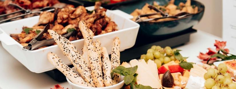 Buffet anti-gaspillage : comment allier créativité et responsabilité pour vos réceptions