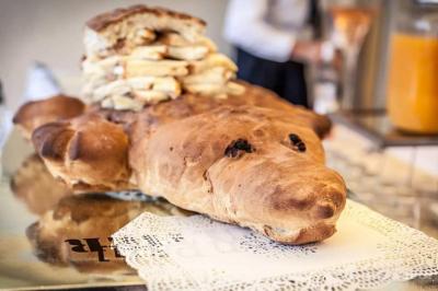 Traiteur Lydia Bureau Traiteur La Neuve-Lyre #5